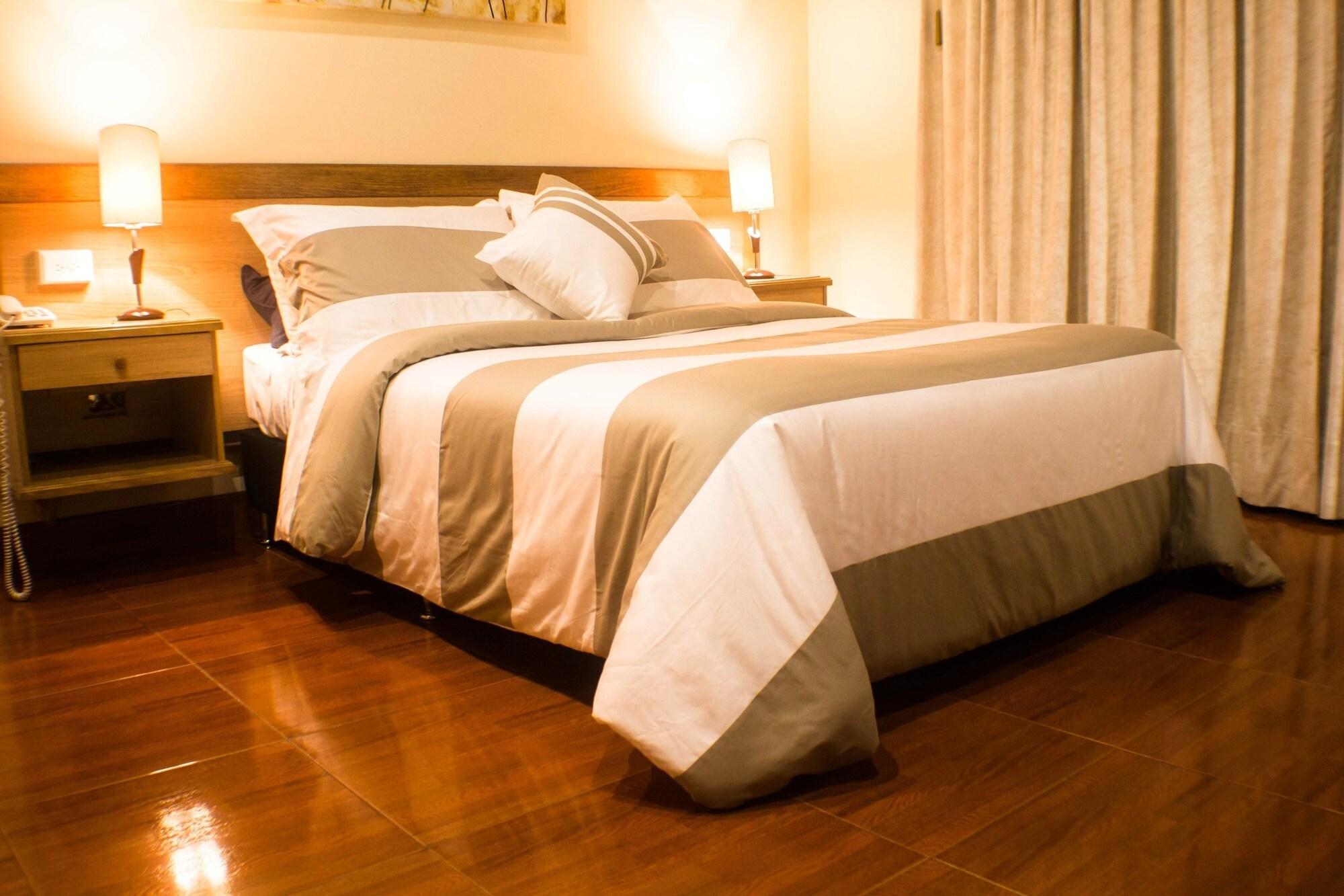 Hotel Charlies Place Богота Екстериор снимка