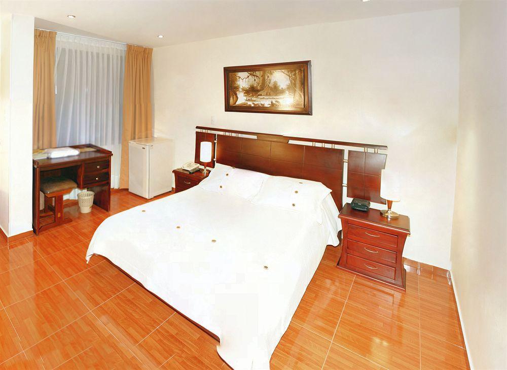 Hotel Charlies Place Богота Екстериор снимка