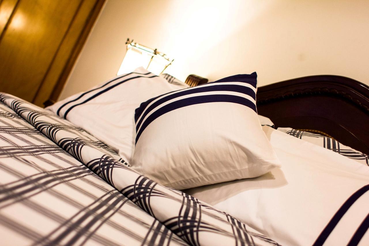 Hotel Charlies Place Богота Екстериор снимка